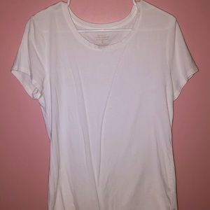 plan white tee